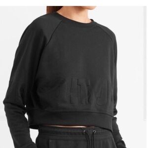 Nike Womens Pro Versa Cropped Embossed Jersey Sweatshirt. New no tags.